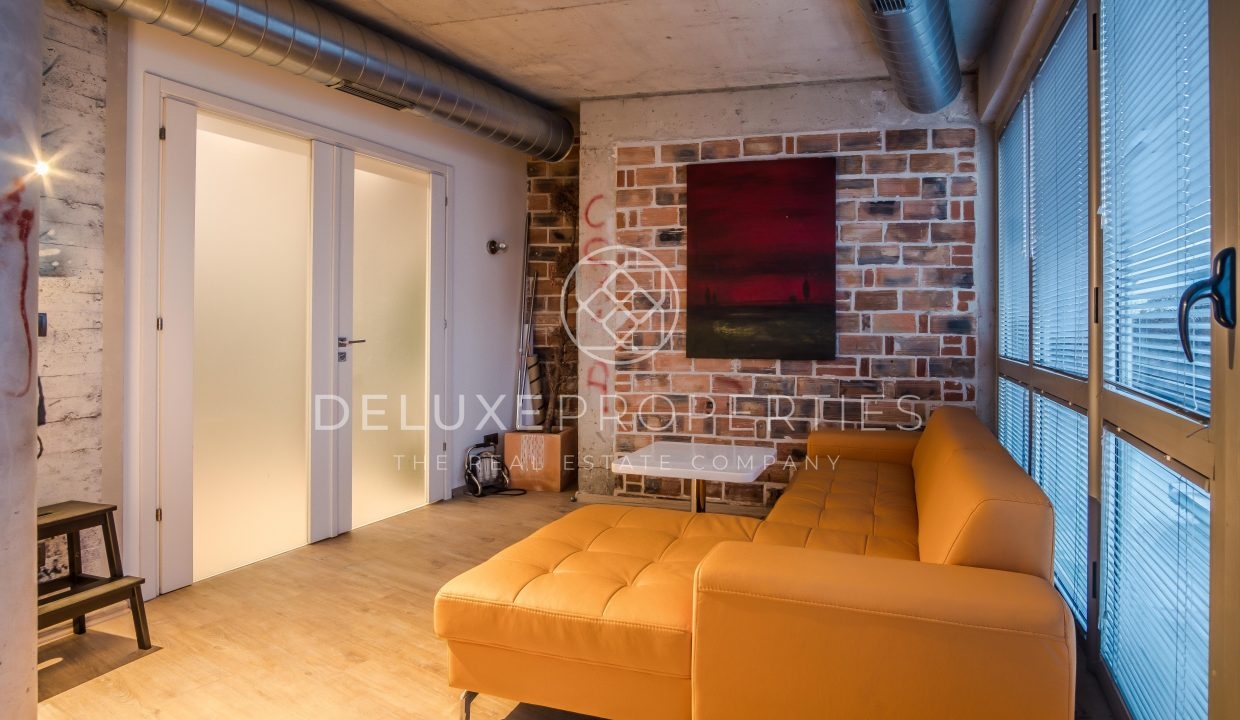 4057-HDR