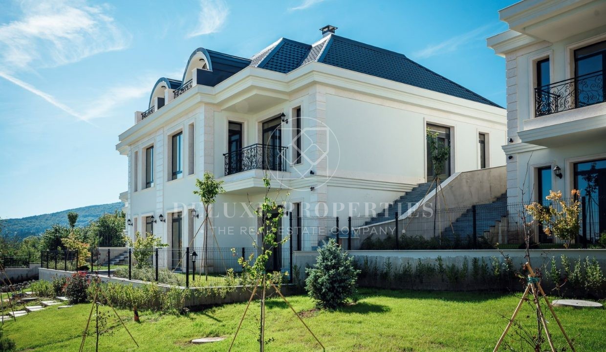 ____ Grand Hillside_2